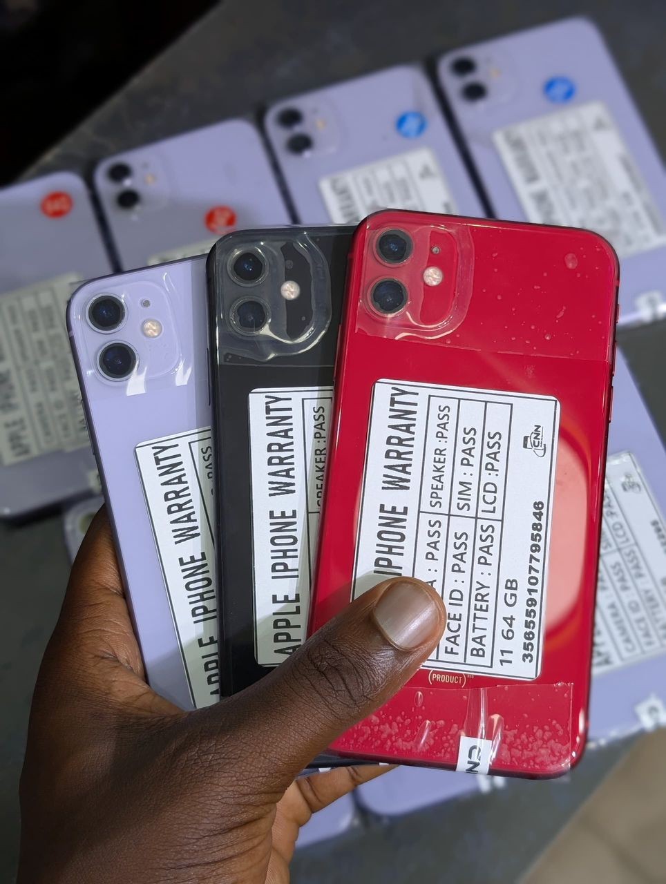 UK USED IPHONE 11 FACTORY UNLOCKED 64GB